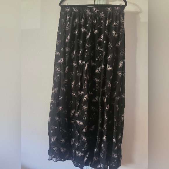 Black Butterfly Skirt - Picture 2 of 6